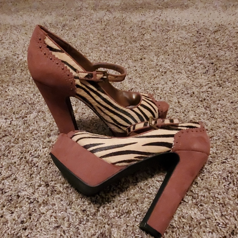 Bebe platform heels